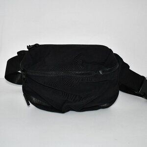 RUNBOX MINI Belt Bag with Adjustable Strap Small in Black NWT